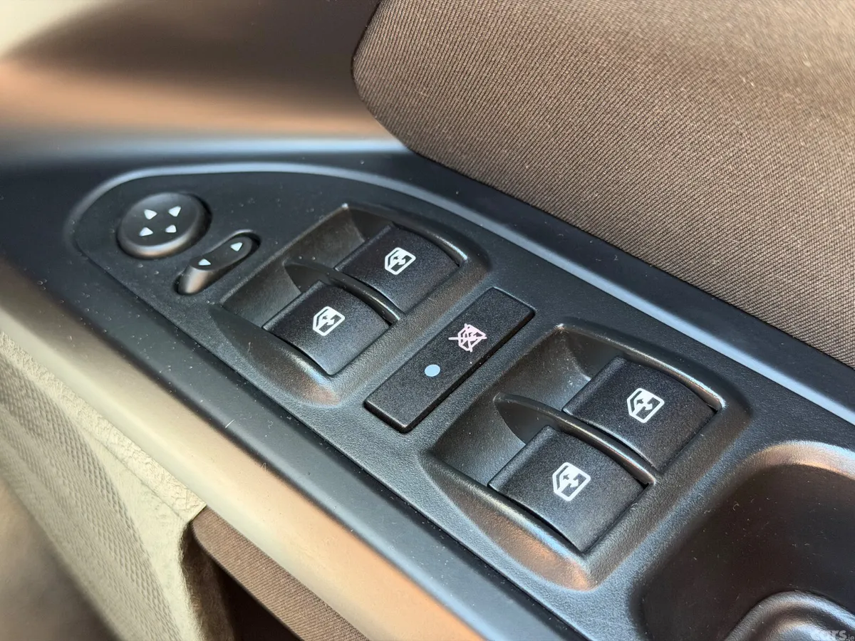 Fiat Tipo Hatchback, Petrol, 2018, Red