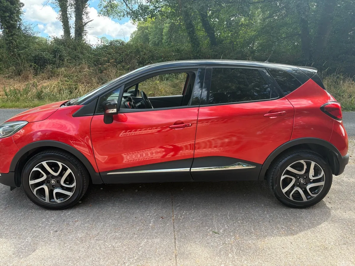 Renault Captur Hatchback, Diesel, 2017, Red
