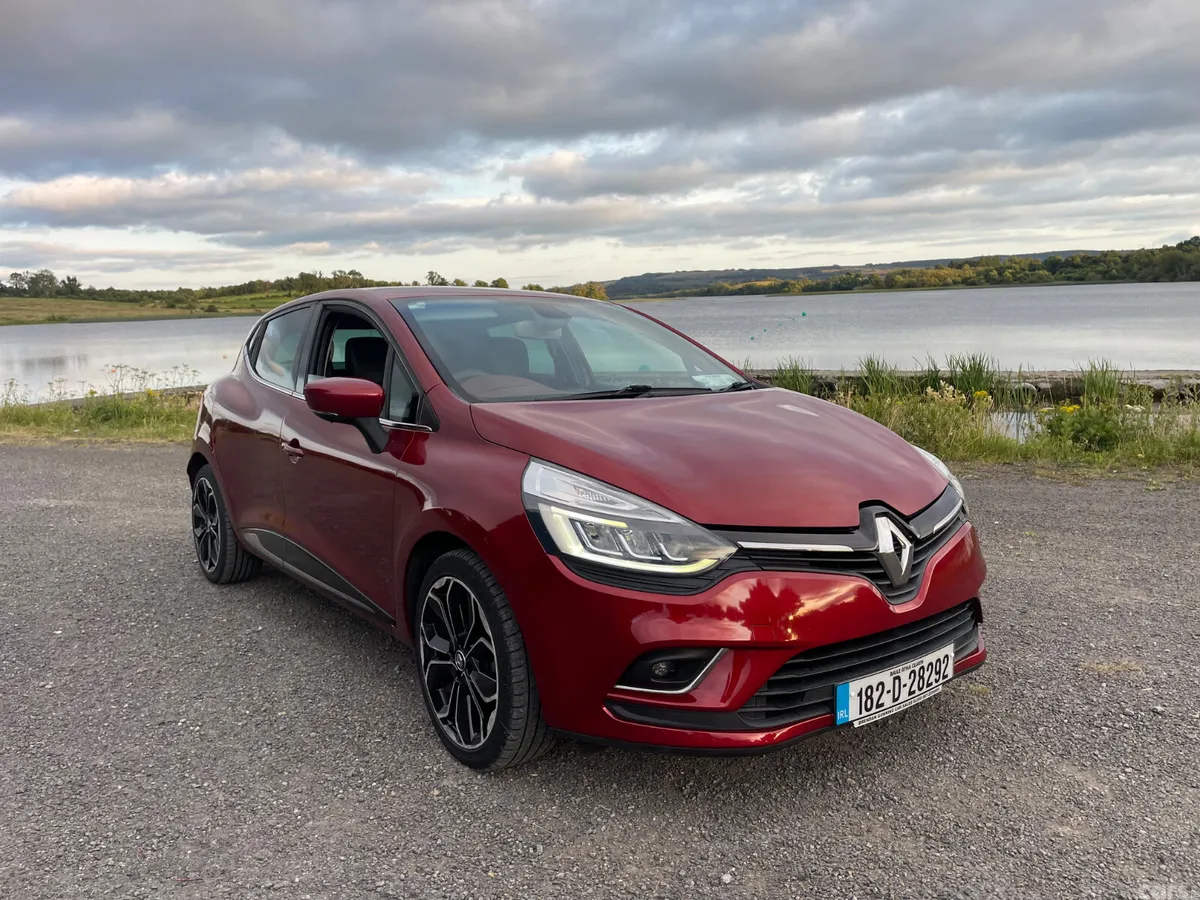 Renault Clio Hatchback, Petrol, 2018, Red