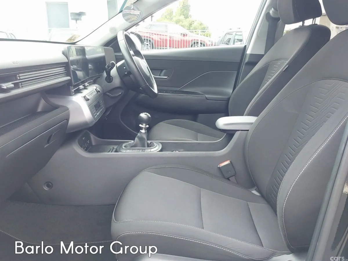 Hyundai KONA MPV, Petrol, 2023, Black