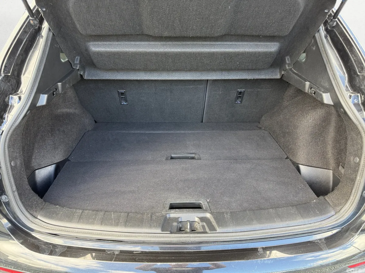 Nissan Qashqai SUV, Diesel, 2019, Black