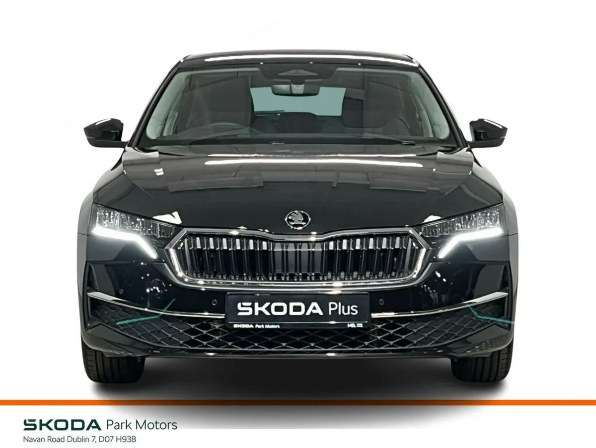 Skoda Octavia Saloon, Petrol, 2026, Black