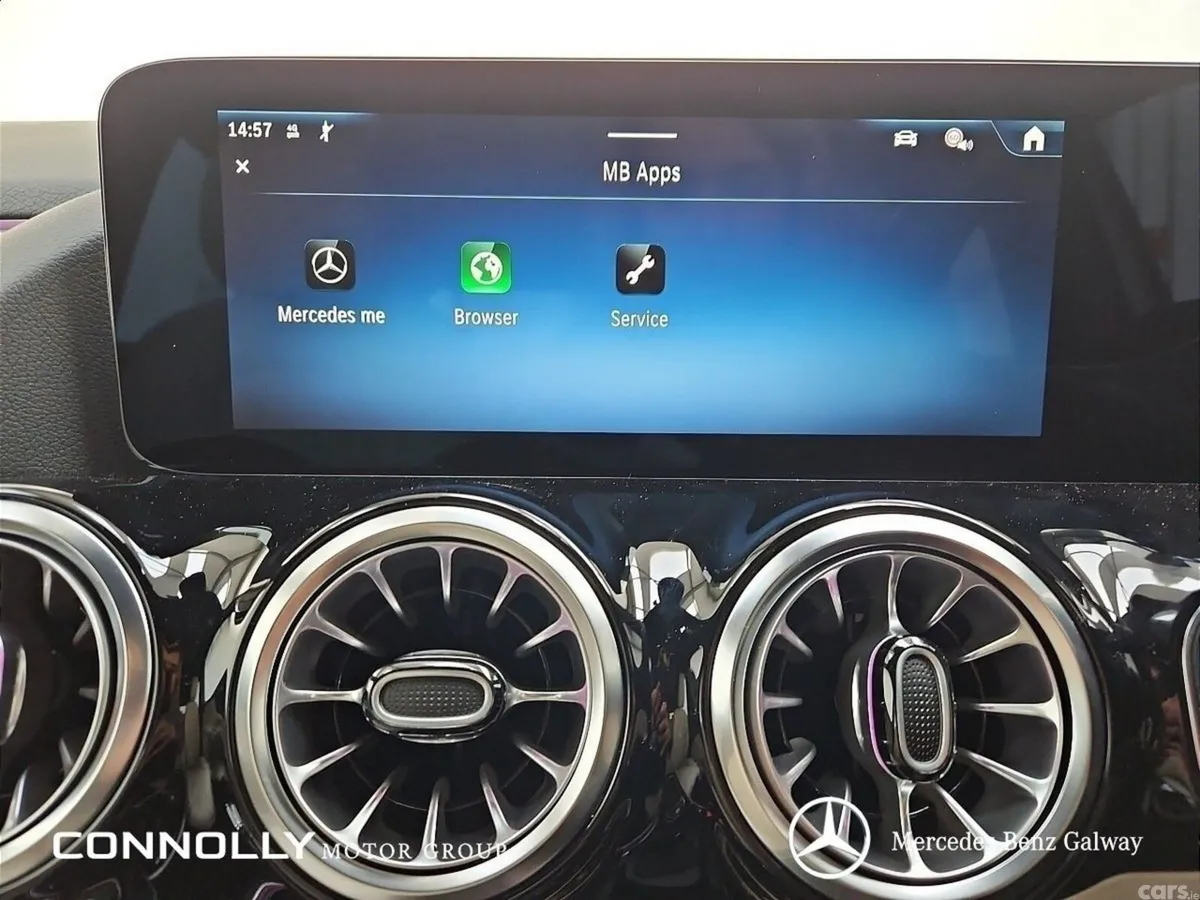 Mercedes-Benz GLA SUV, Diesel, 2024, Grey