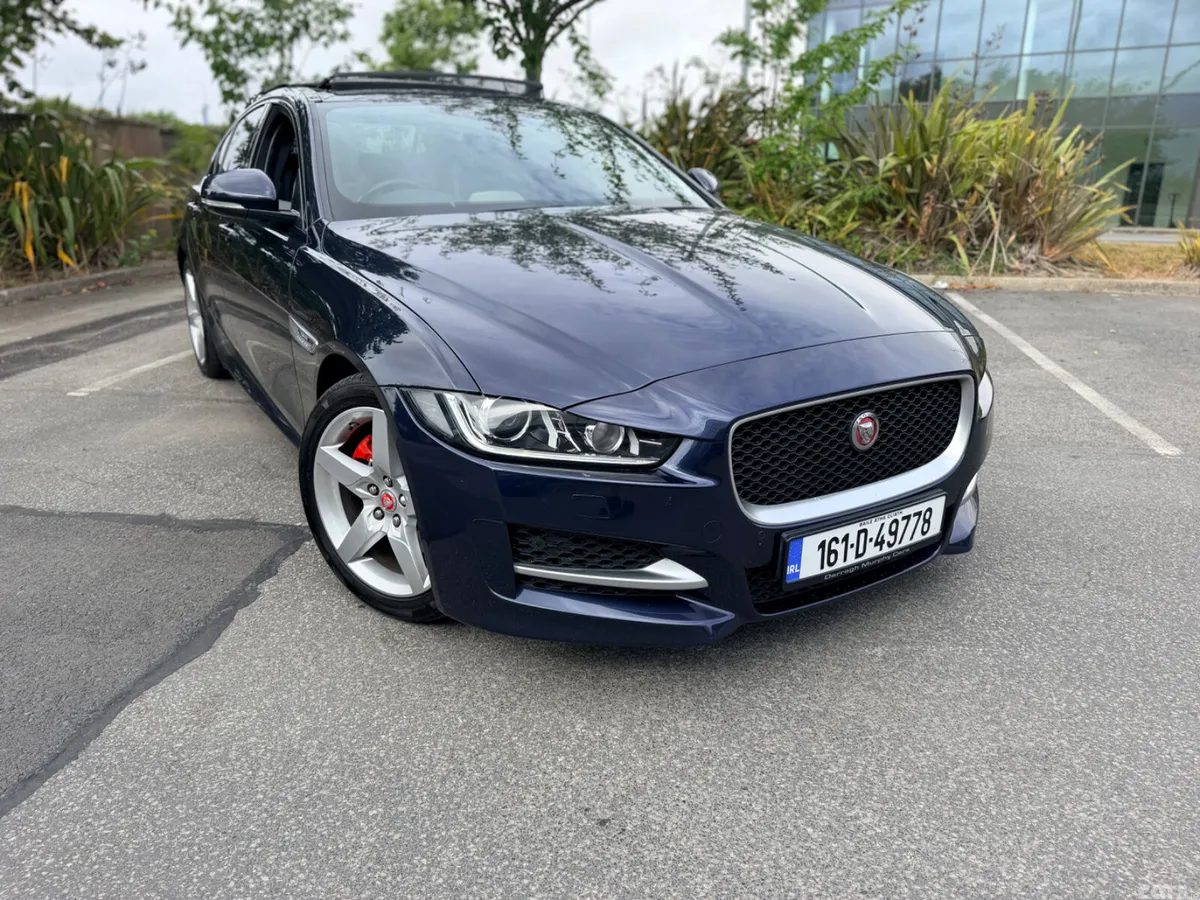 Jaguar XE Saloon, Diesel, 2016, Blue