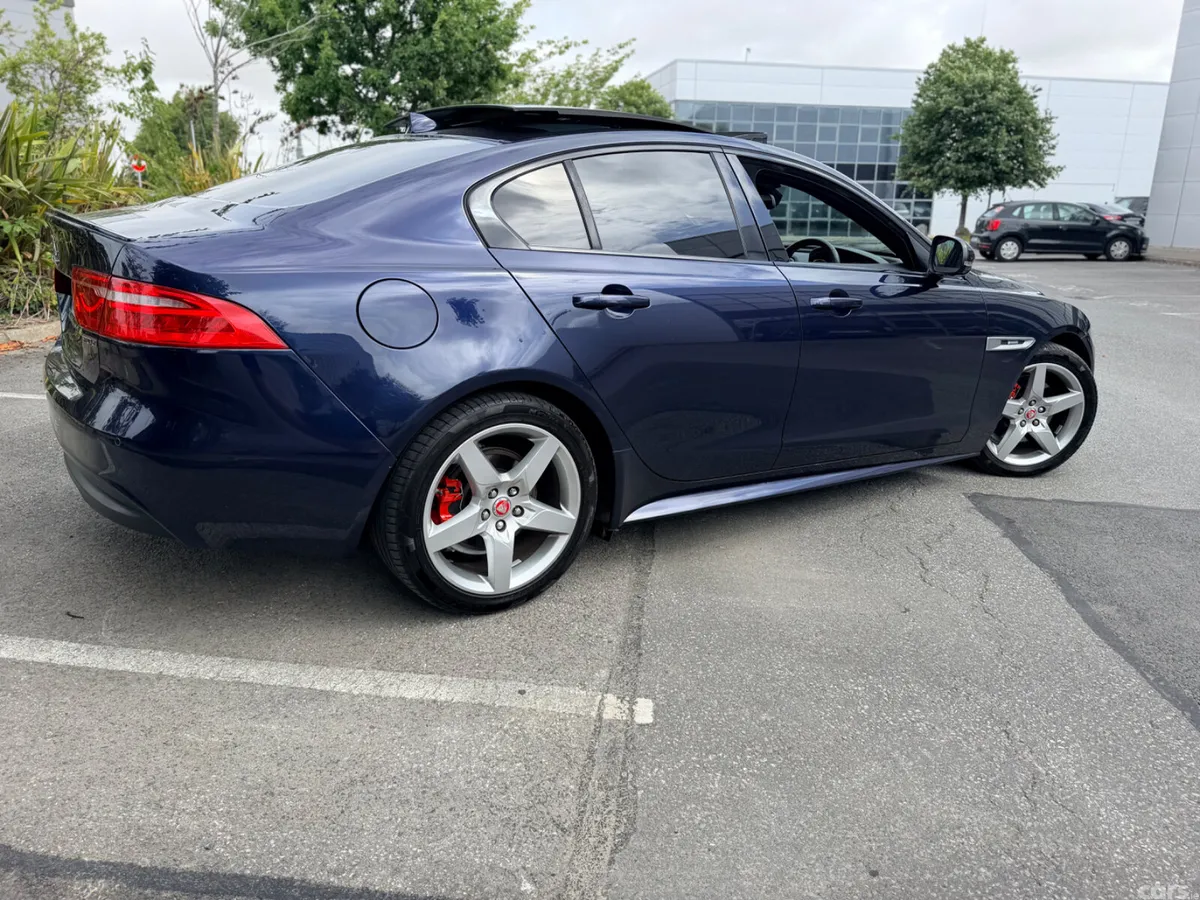 Jaguar XE Saloon, Diesel, 2016, Blue