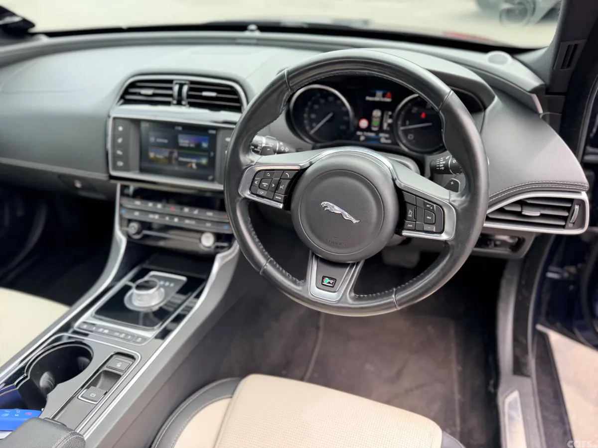 Jaguar XE Saloon, Diesel, 2016, Blue