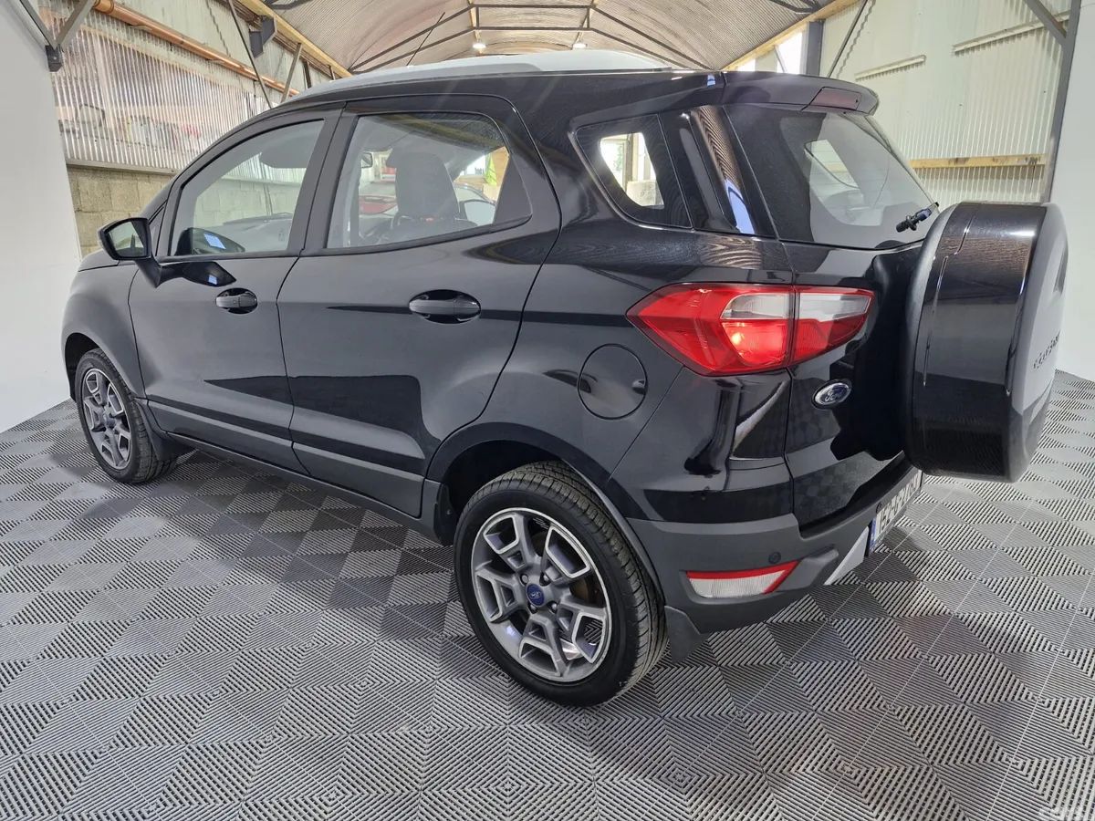 Ford EcoSport SUV, Petrol, 2015, Black