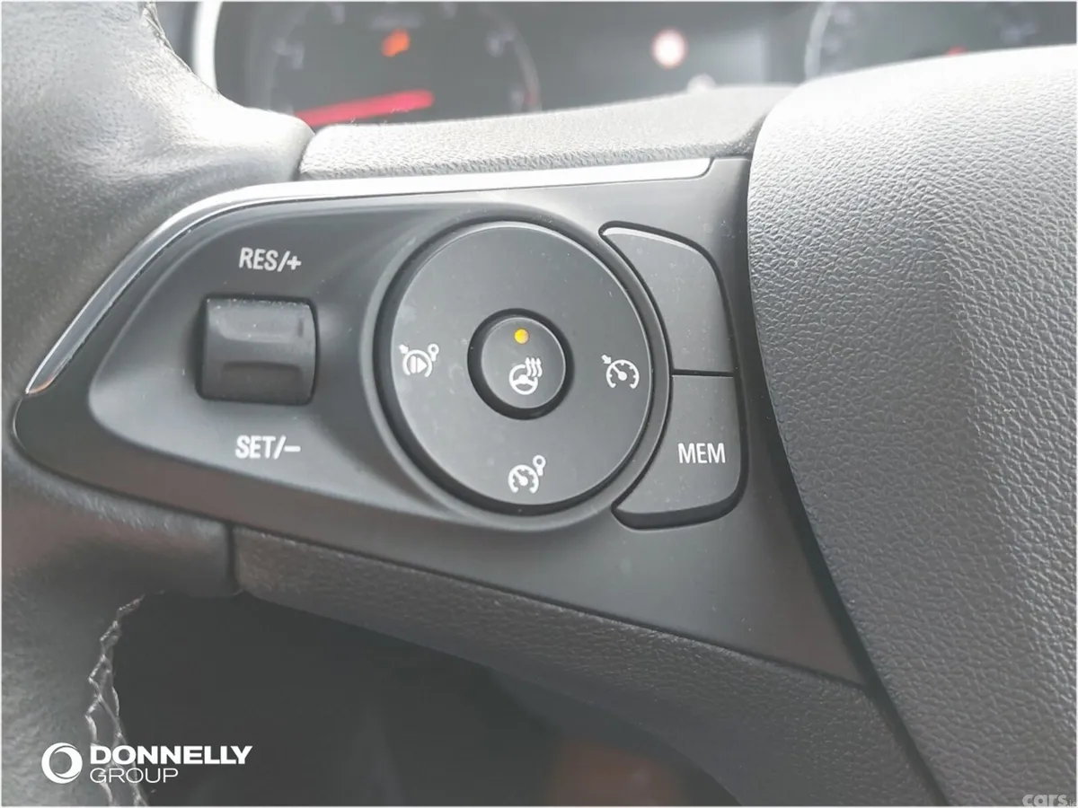 Vauxhall Crossland Hatchback, Diesel, 2023, Black