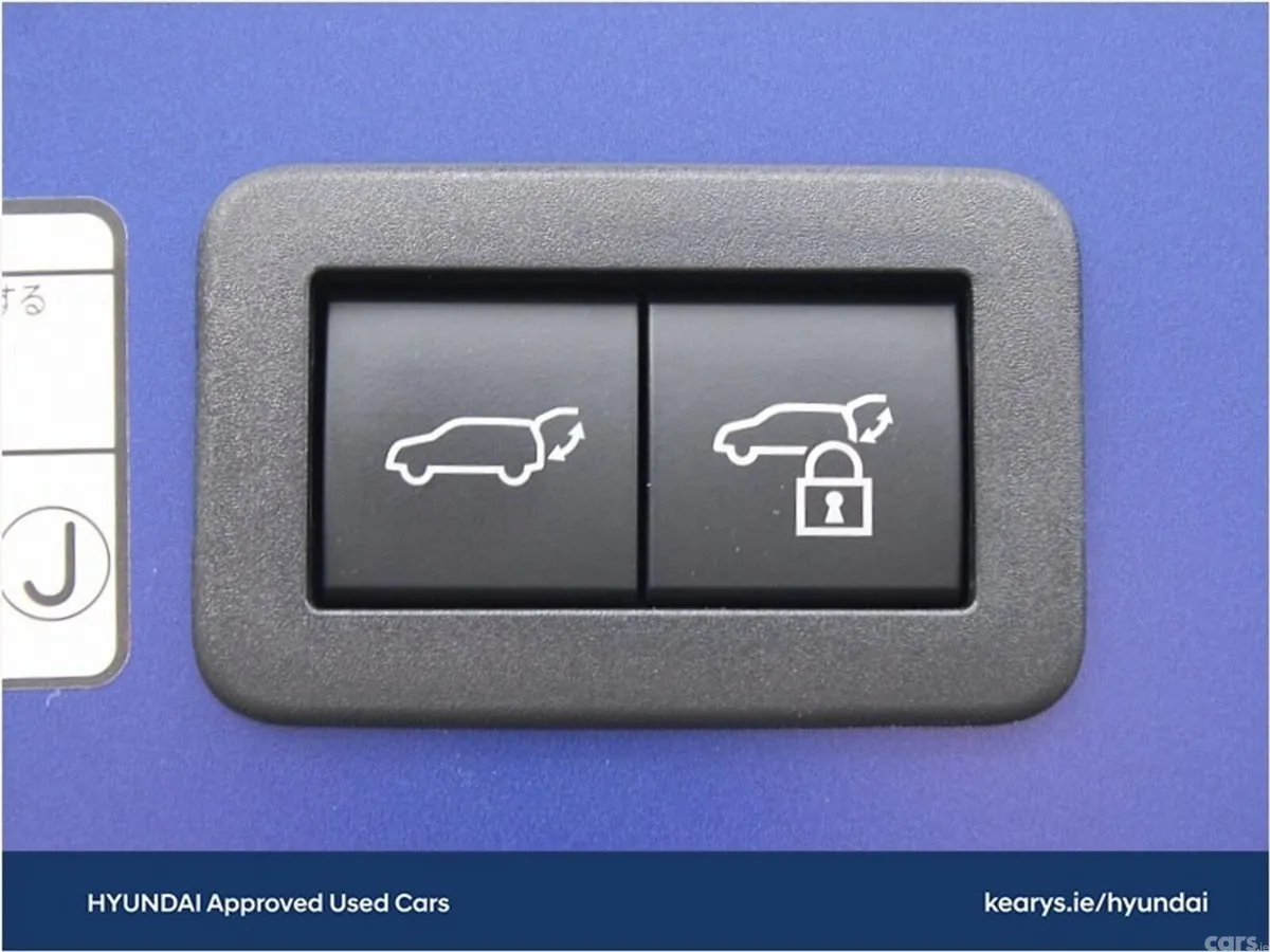 Toyota Corolla Cross SUV, Petrol Hybrid, 2023, Blue