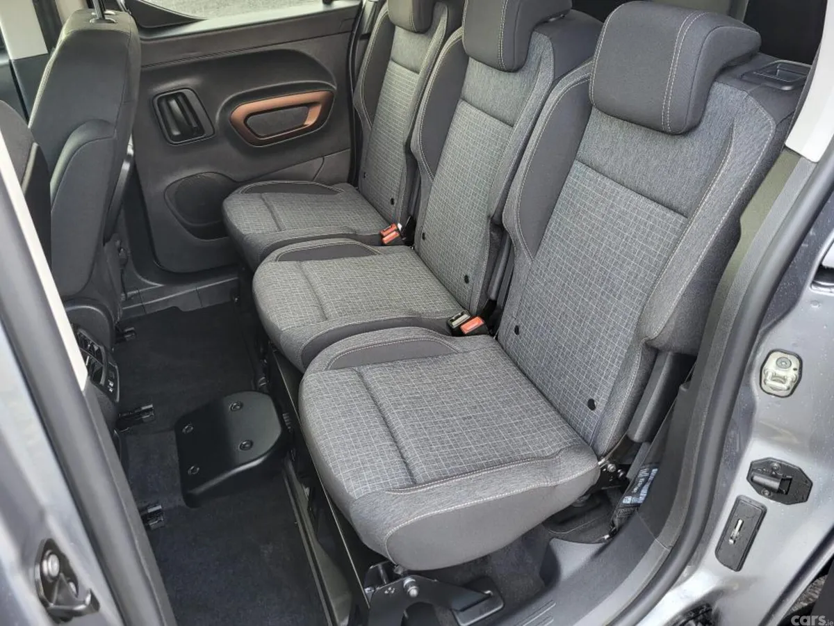 Peugeot Rifter MPV, Diesel, 2024, Grey