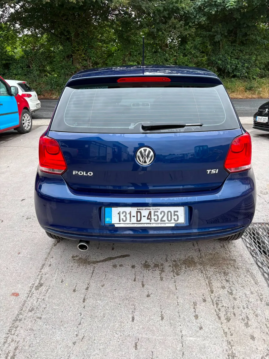 Volkswagen Polo Hatchback, Petrol, 2013, Blue