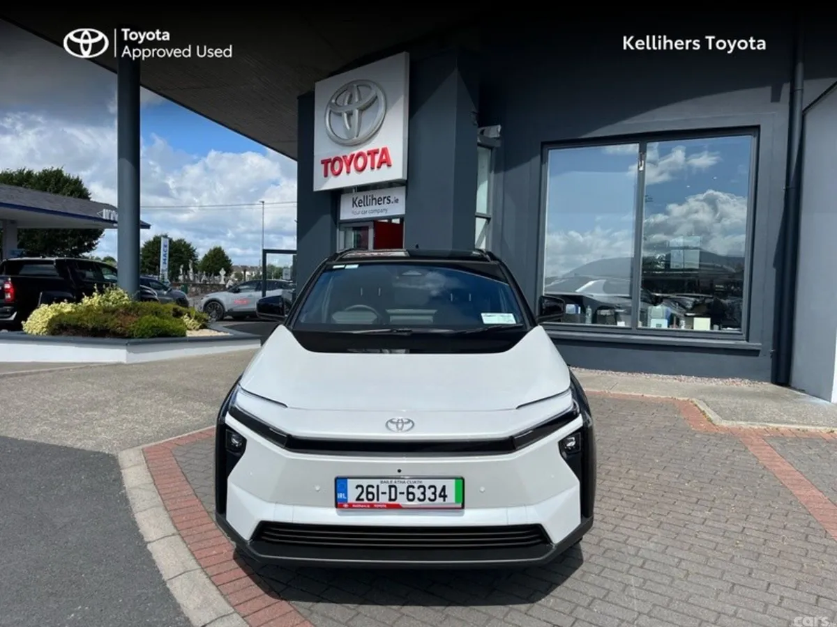 Toyota bZ4X Estate, Electric, 2026, White