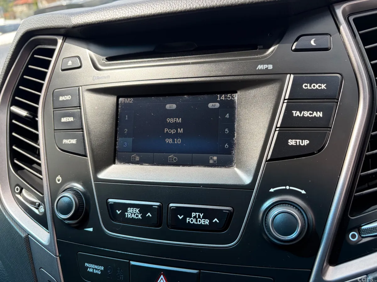 Hyundai Santa Fe SUV, Diesel, 2015, Red