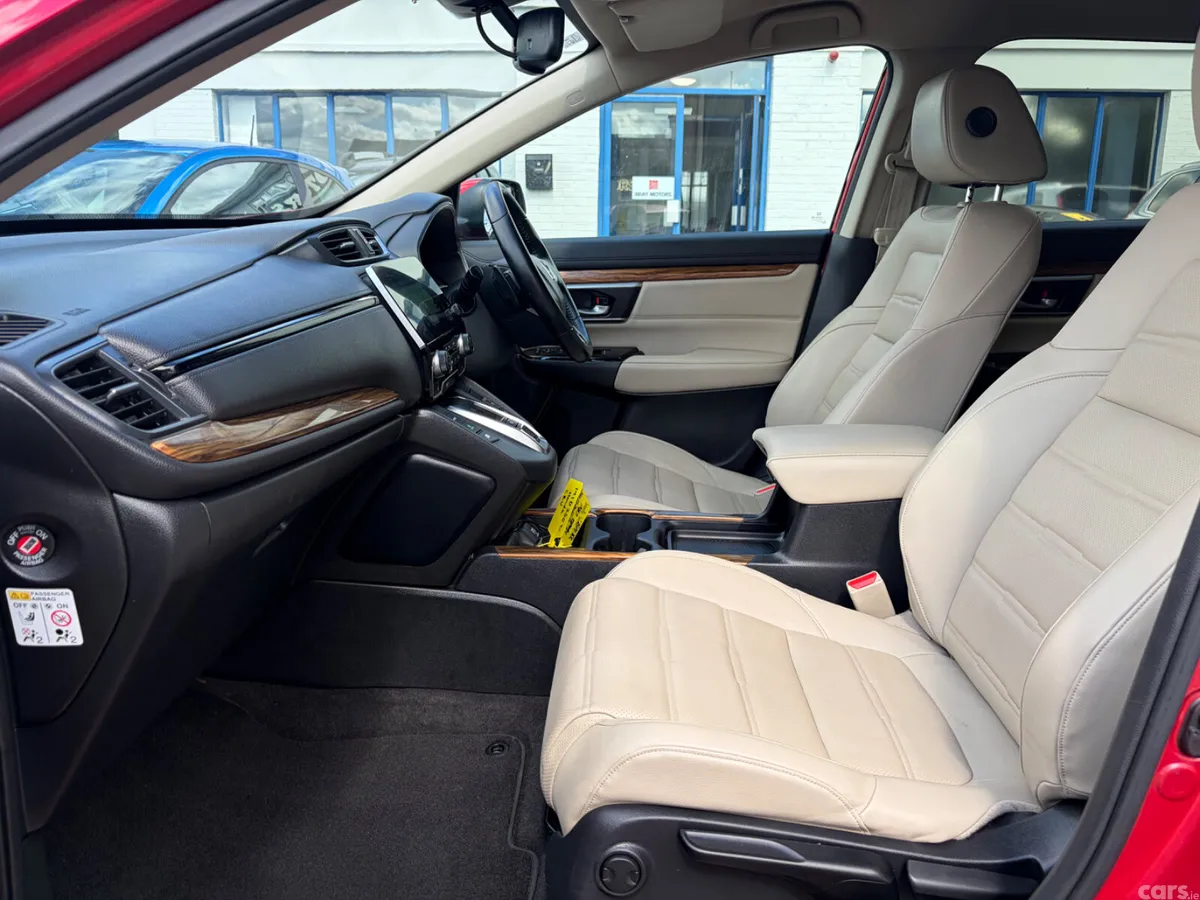 Honda CR-V SUV, Petrol Hybrid, 2019, Red