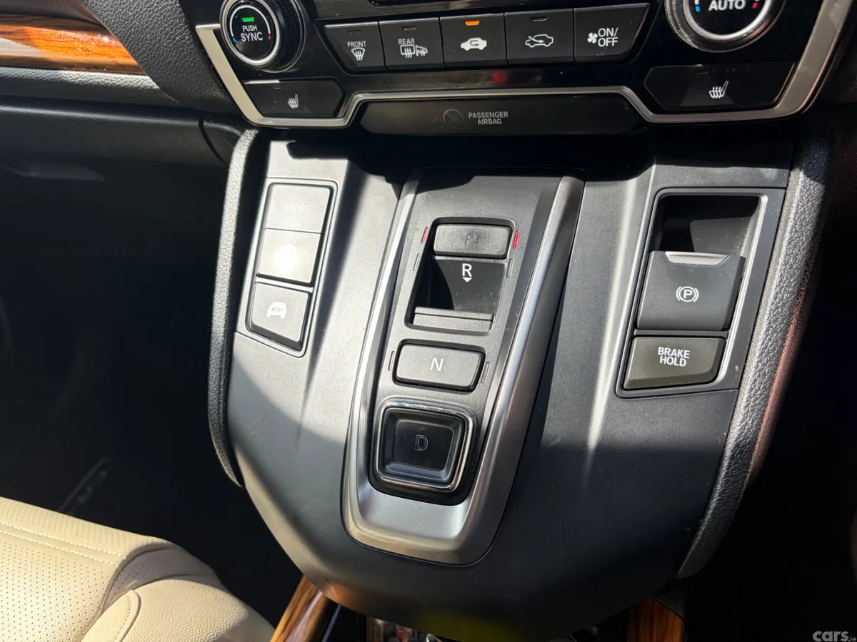 Honda CR-V SUV, Petrol Hybrid, 2019, Red