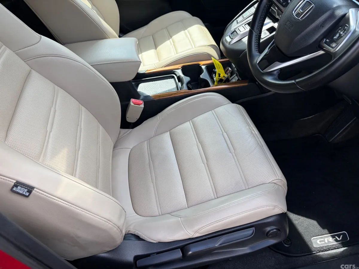 Honda CR-V SUV, Petrol Hybrid, 2019, Red