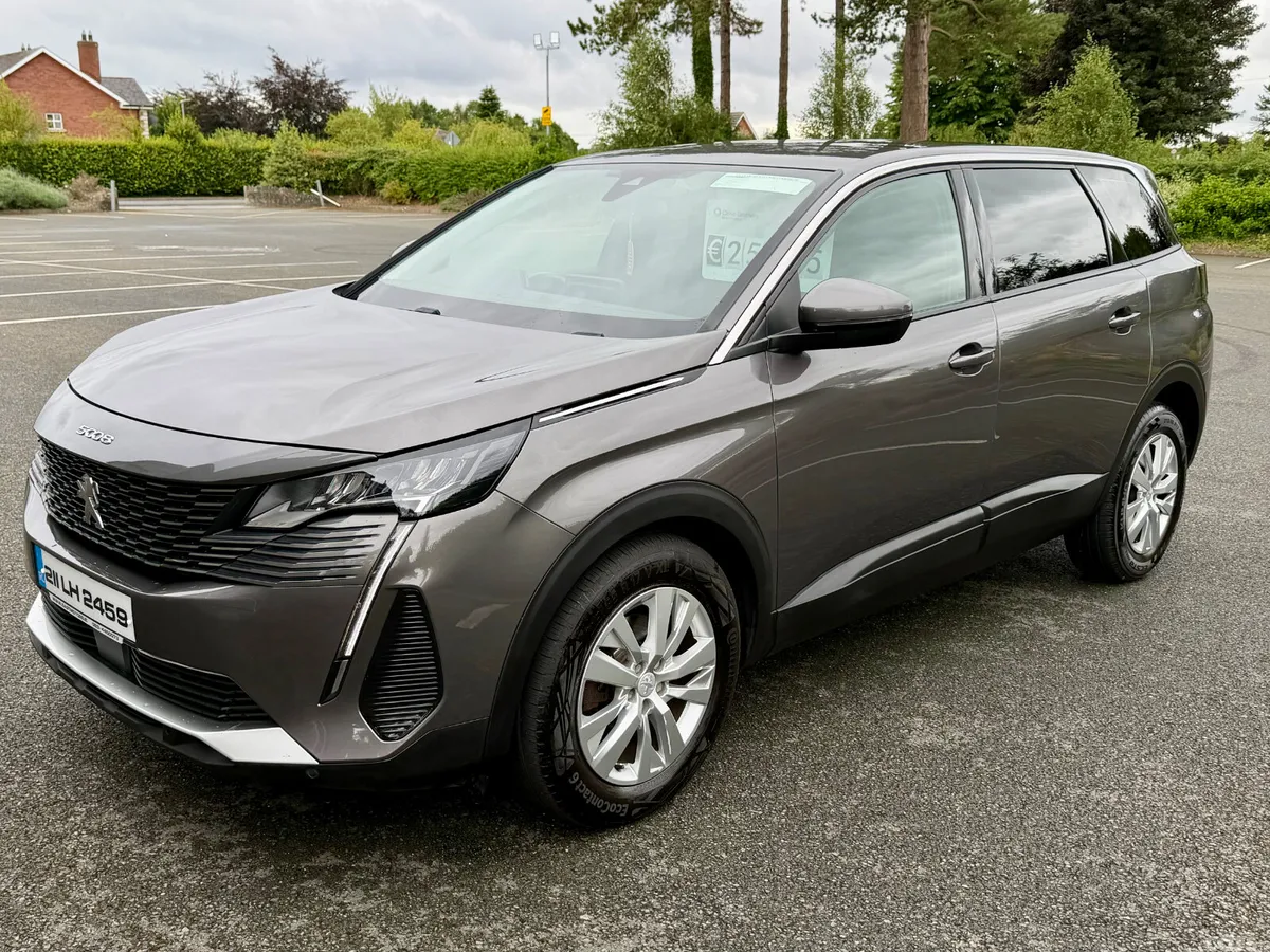 Peugeot 5008 MPV, Diesel, 2021, Grey