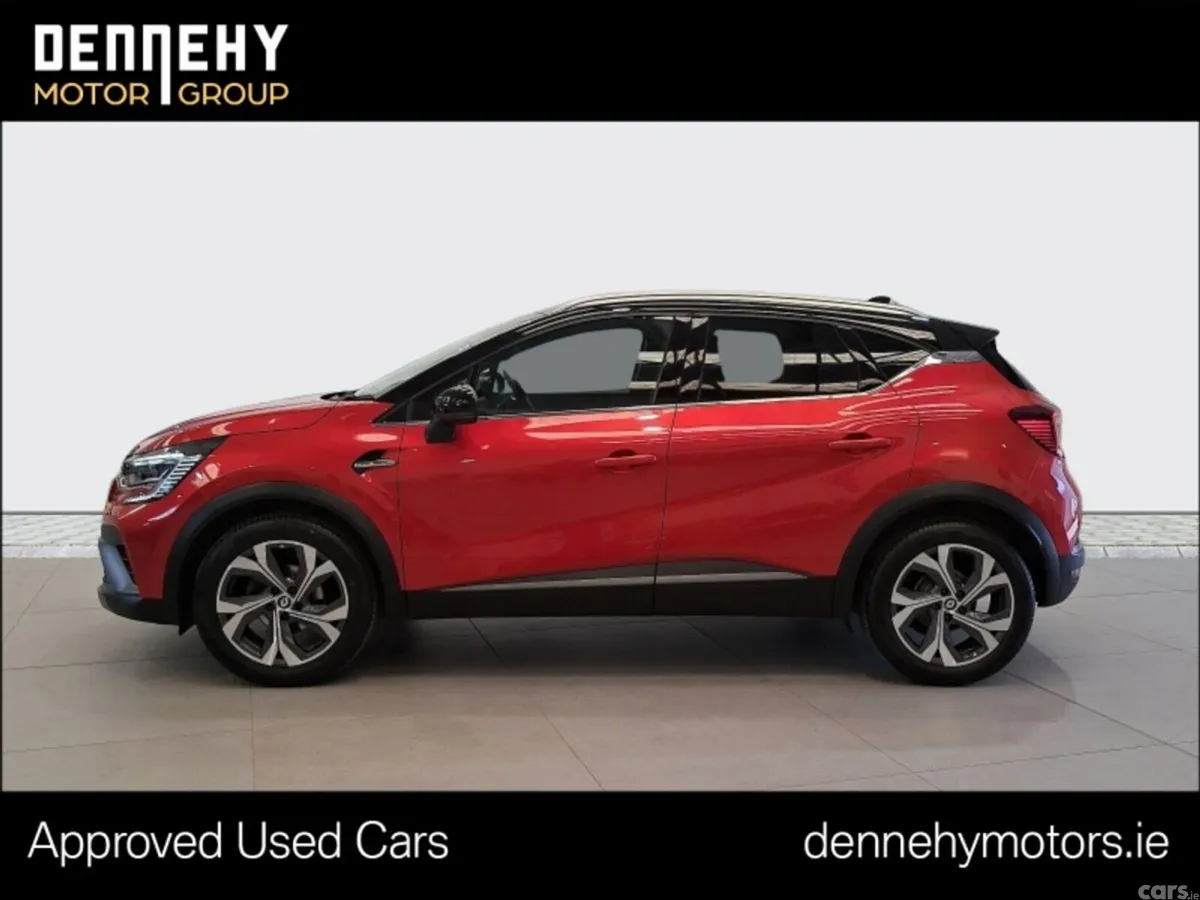 Renault Captur Hatchback, Petrol, 2022, Red