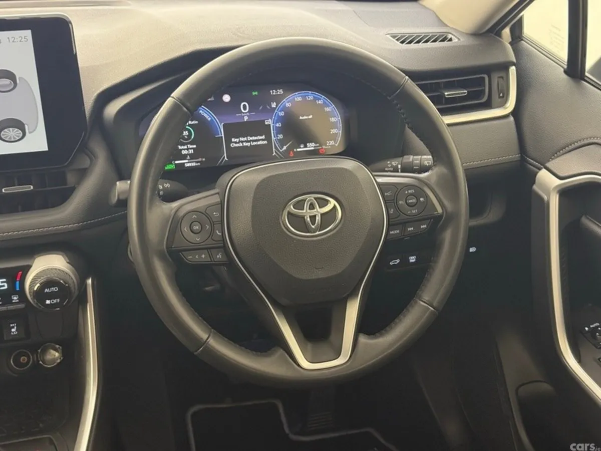 Toyota RAV4 SUV, Petrol Hybrid, 2023, White
