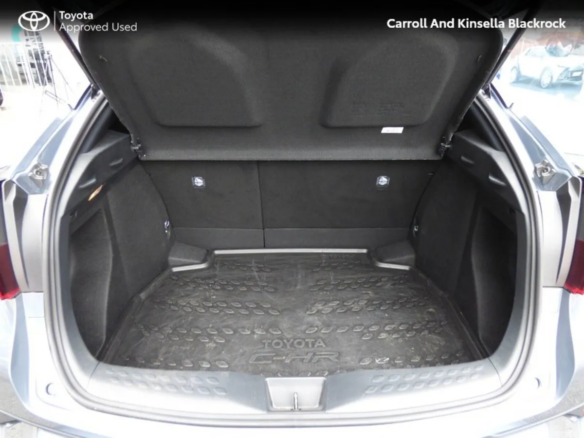 Toyota C-HR SUV, Petrol Hybrid, 2023, Grey