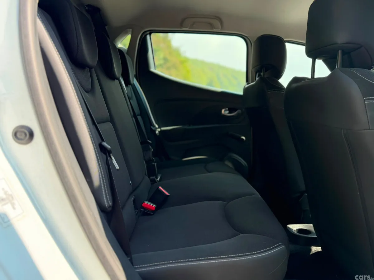 Renault Clio Hatchback, Diesel, 2016, White