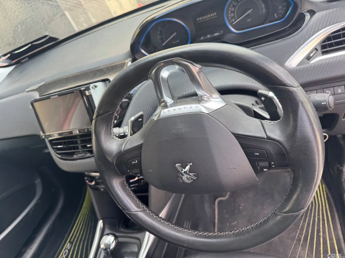 Peugeot 2008 SUV, Petrol, 2015, Orange