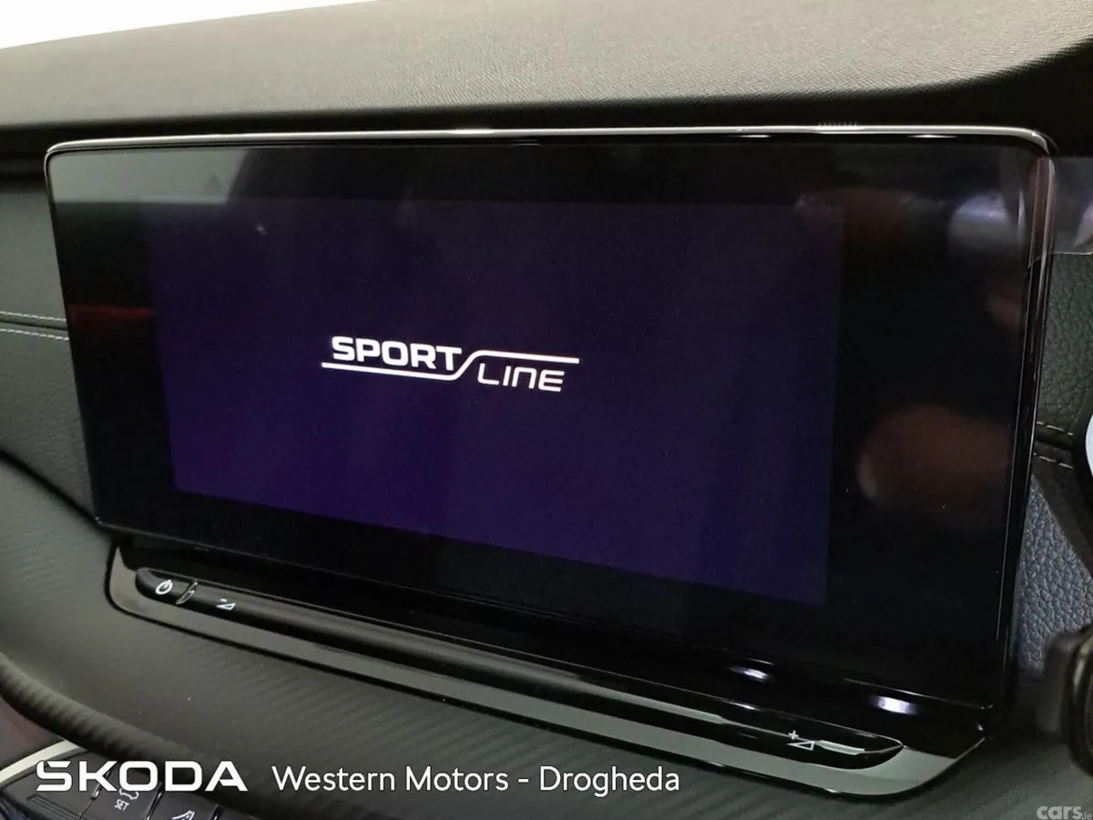 Skoda Octavia Saloon, Diesel, 2026, Purple
