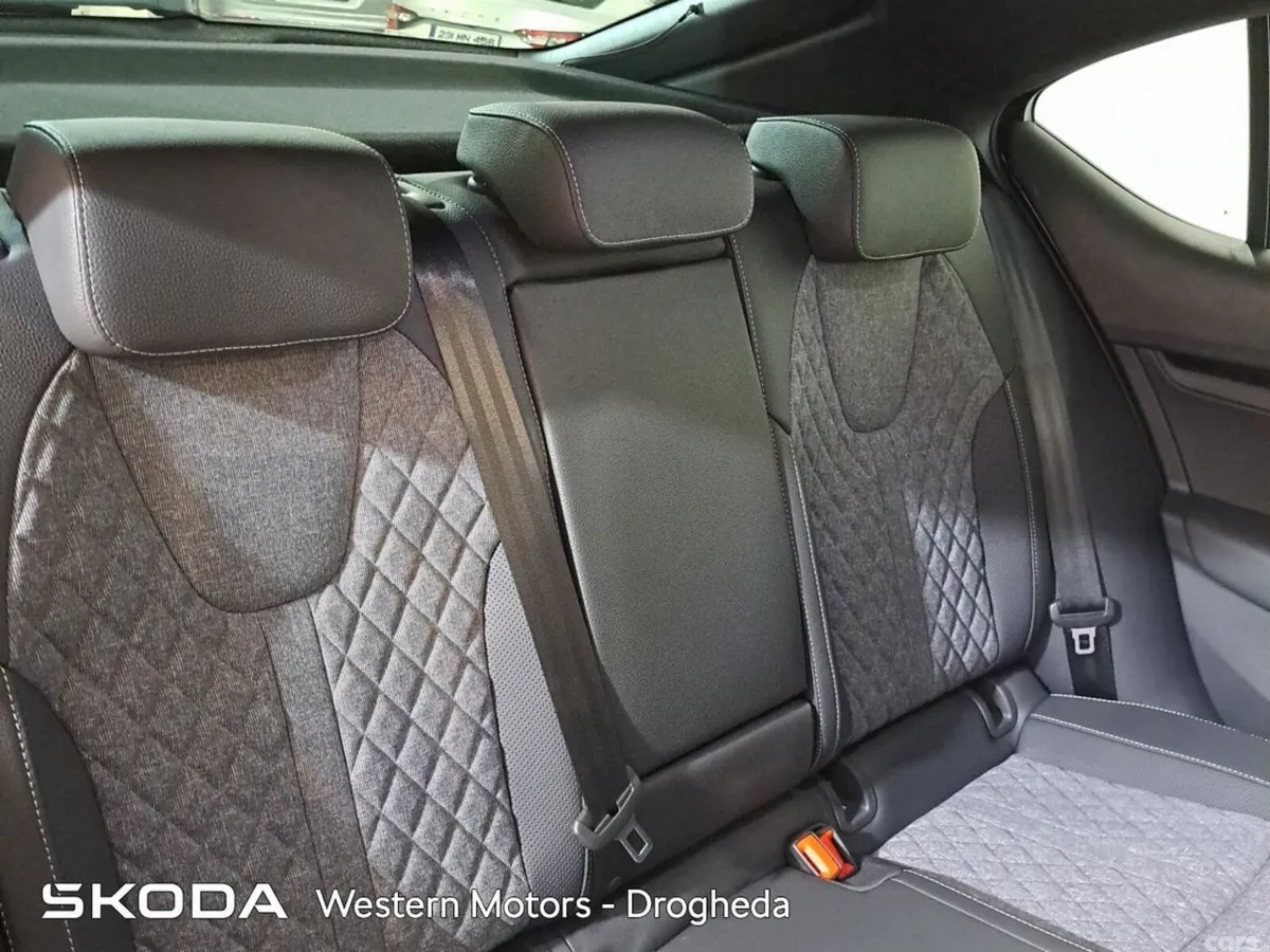 Skoda Octavia Saloon, Diesel, 2026, Purple