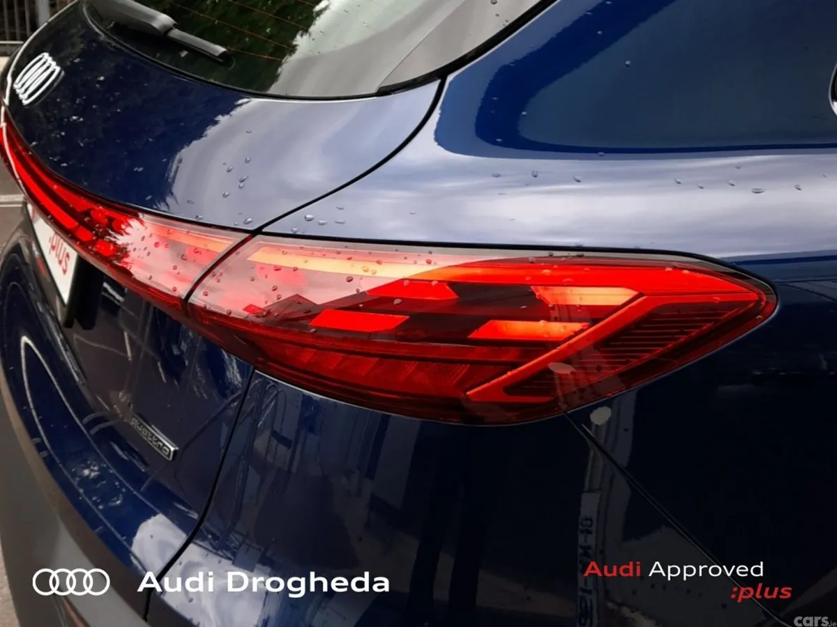 Audi Q5 SUV, Petrol Plug-in Hybrid, 2026, Blue