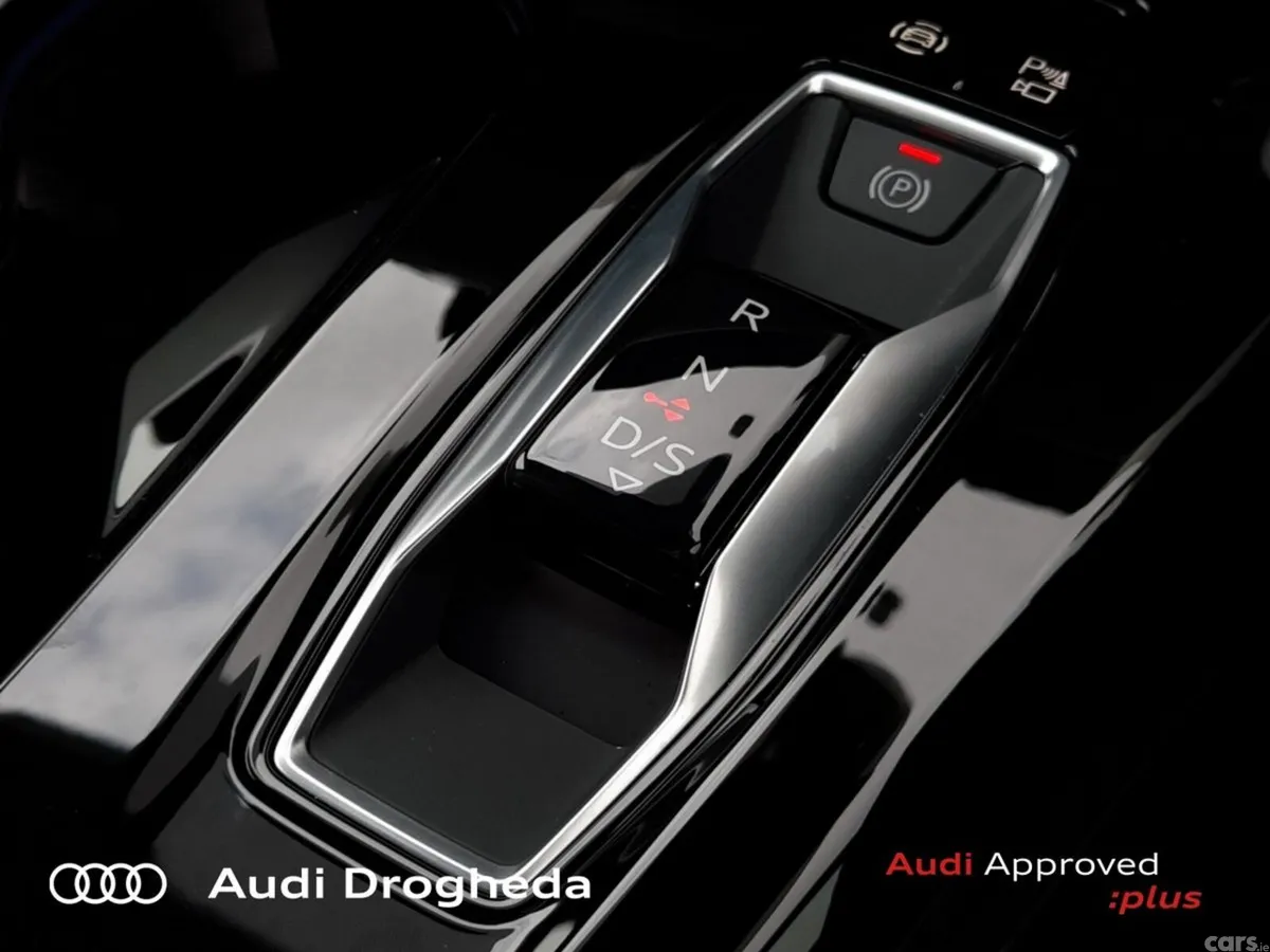 Audi Q5 SUV, Petrol Plug-in Hybrid, 2026, Blue