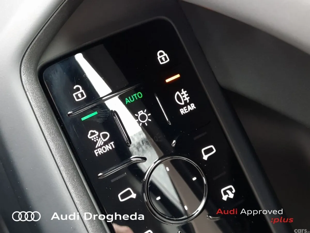 Audi Q5 SUV, Petrol Plug-in Hybrid, 2026, Blue