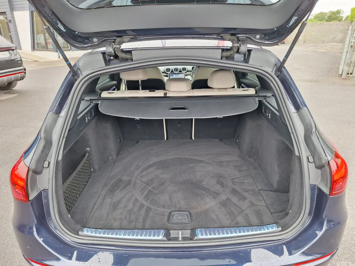 Mercedes-Benz C-Class Estate/Jeep, Diesel Hybrid, 2022, Blue