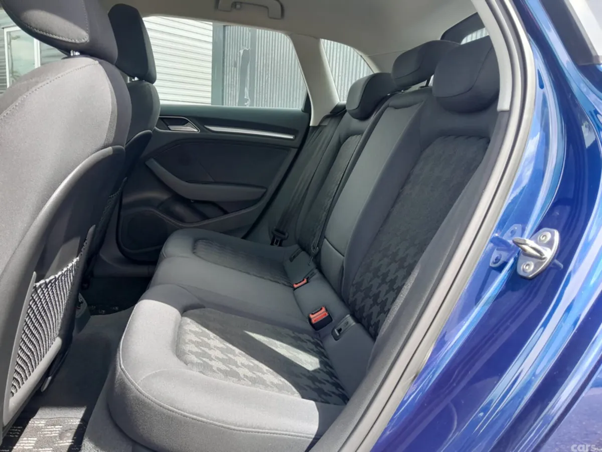 Audi A3 Hatchback, Petrol, 2014, Blue