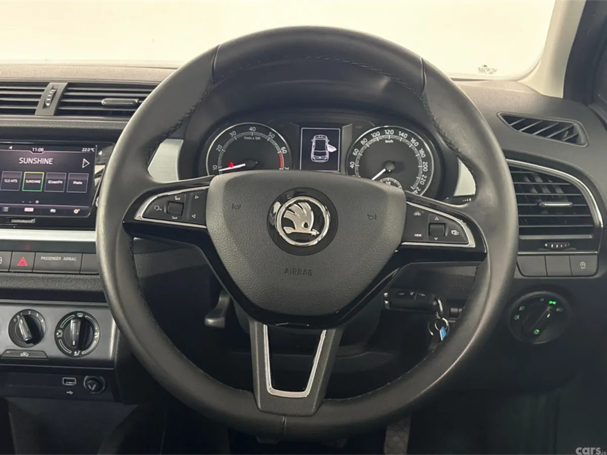 Skoda Fabia Hatchback, Petrol, 2019, Blue