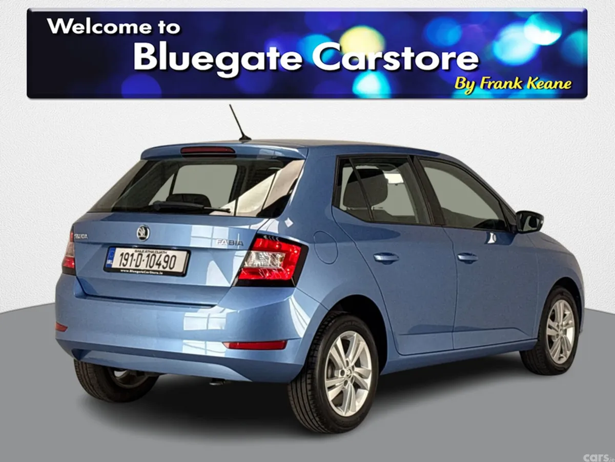 Skoda Fabia Hatchback, Petrol, 2019, Blue