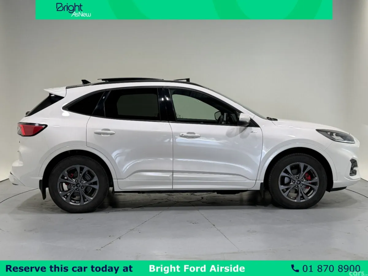 Ford Kuga MPV, Petrol Plug-in Hybrid, 2022, White