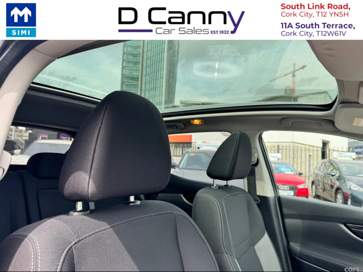 Nissan Qashqai MPV, Petrol, 2019, Grey