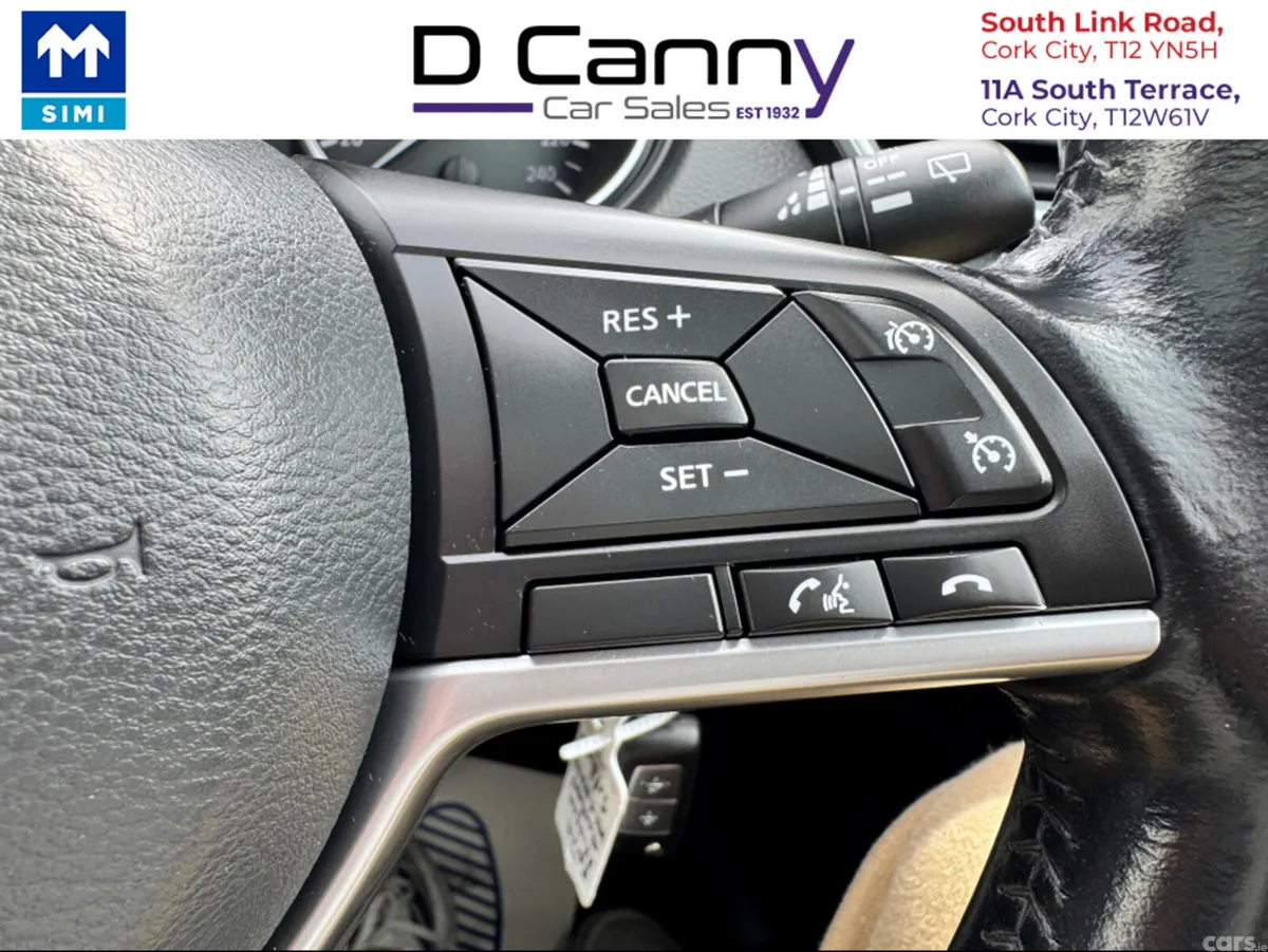 Nissan Qashqai MPV, Petrol, 2019, Grey