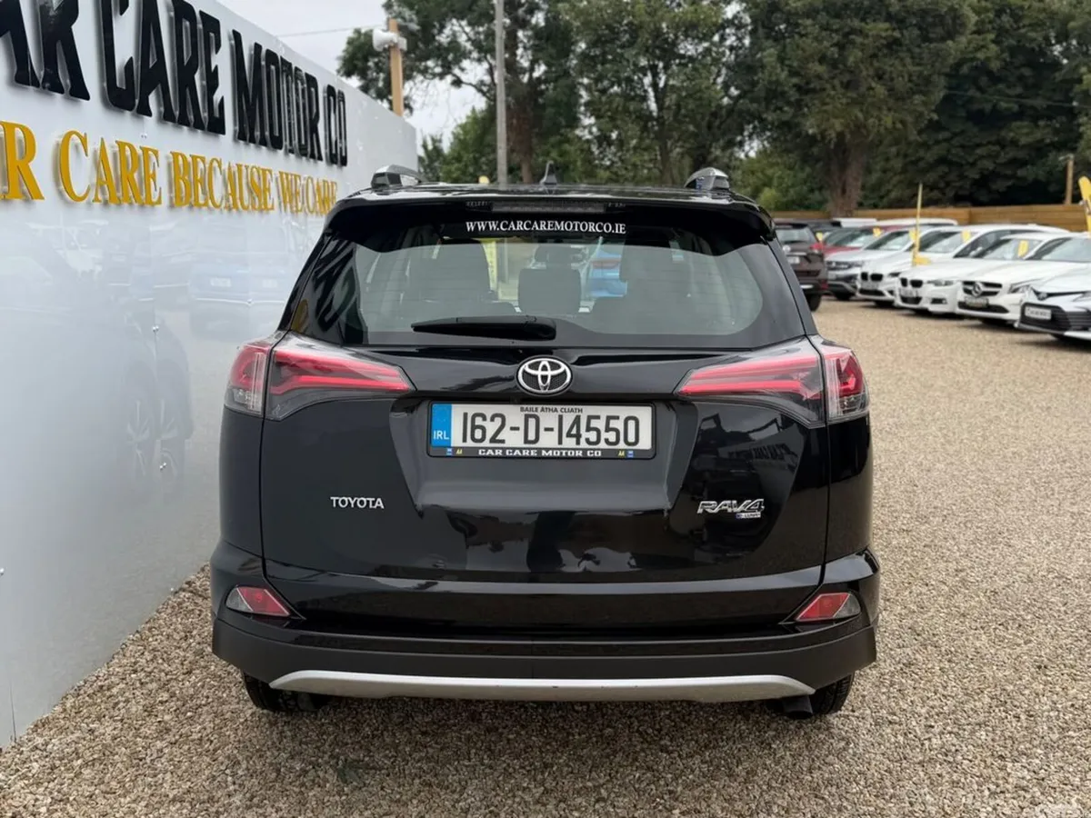 Toyota RAV4 MPV, Diesel, 2016, Black
