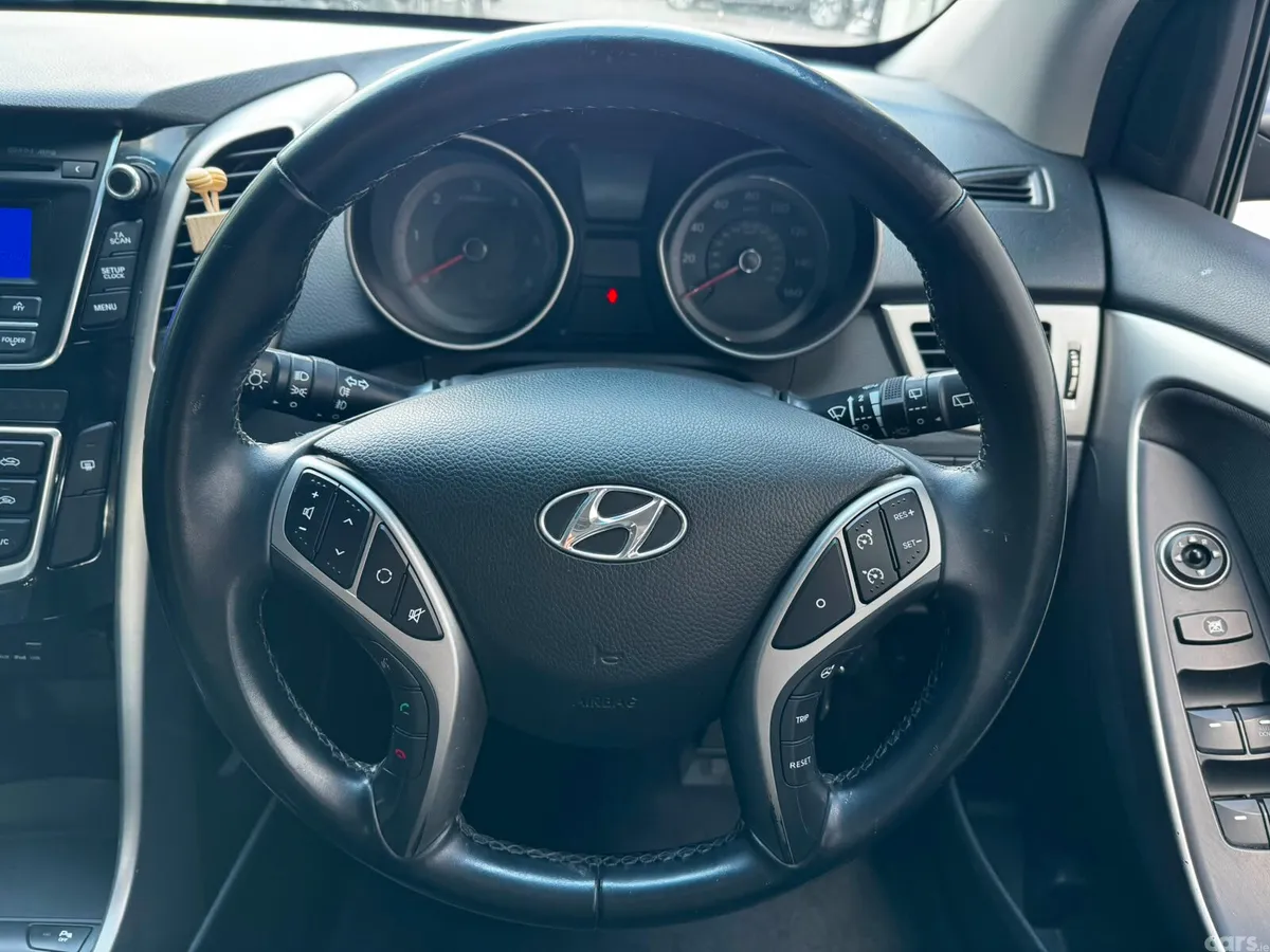 Hyundai i30 Hatchback, Diesel, 2016, Grey