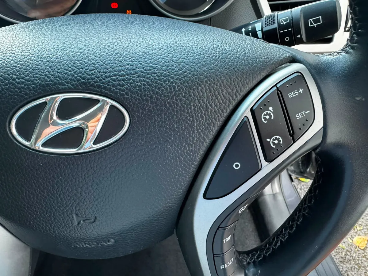 Hyundai i30 Hatchback, Diesel, 2016, Grey