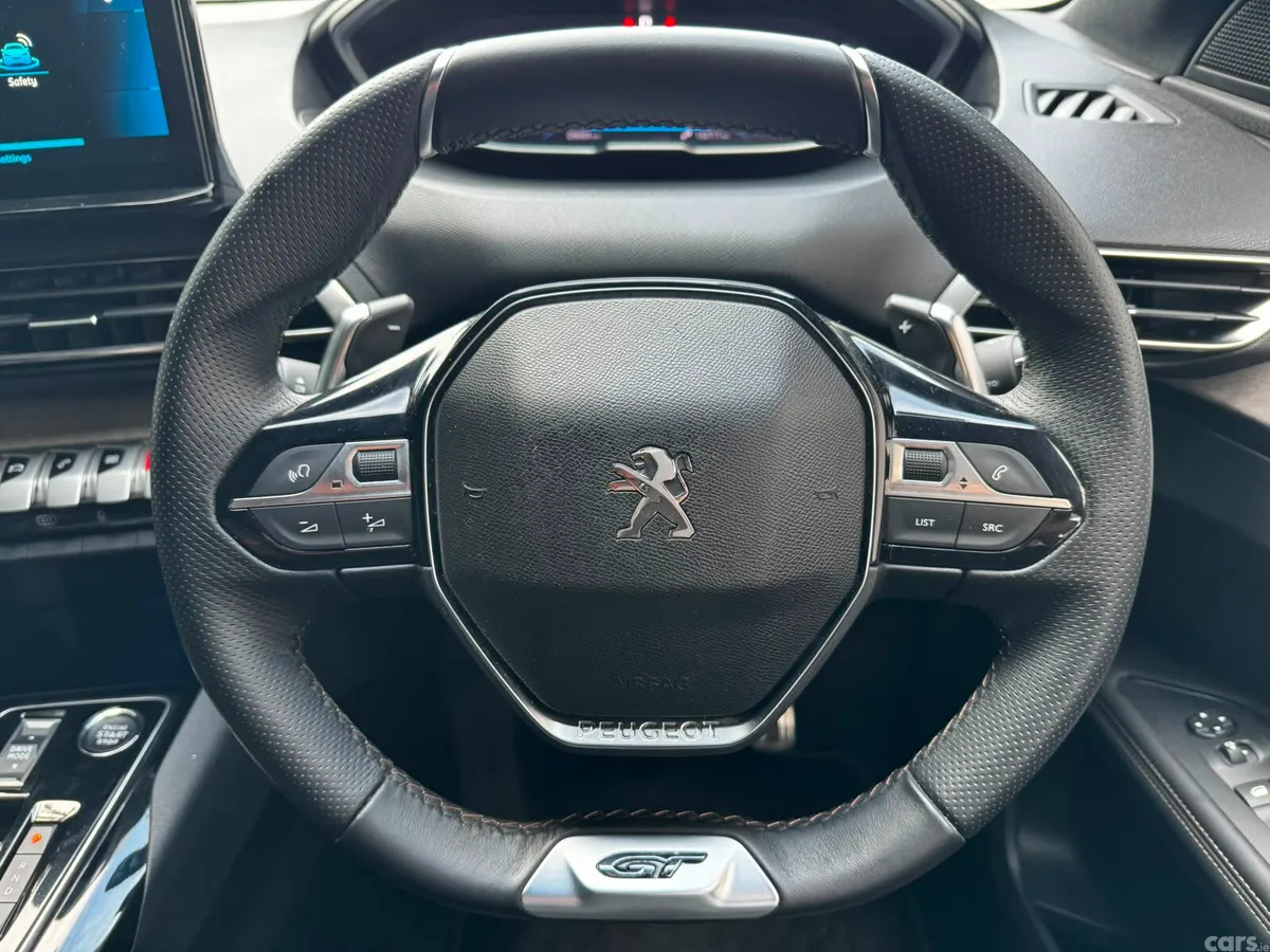 Peugeot 3008 SUV, Petrol Hybrid, 2024, Red
