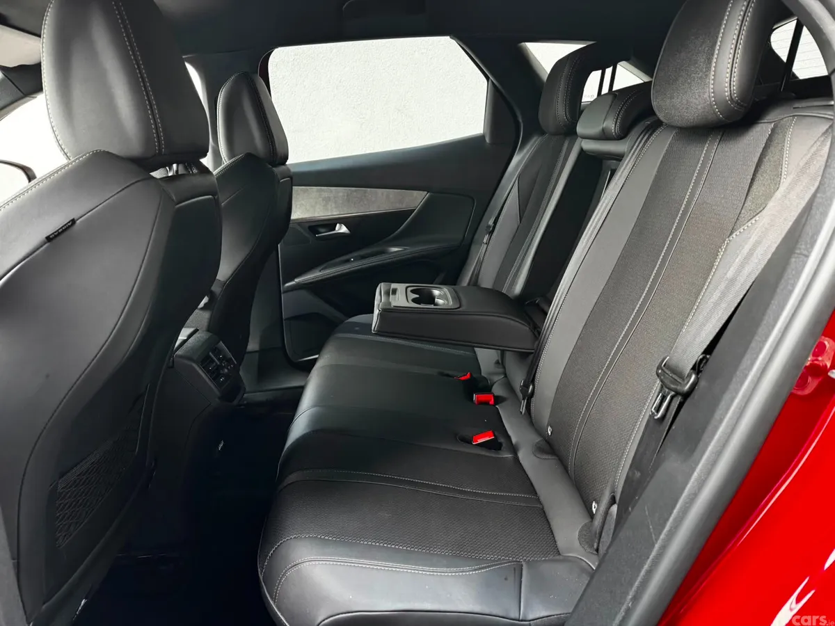 Peugeot 3008 SUV, Petrol Hybrid, 2024, Red