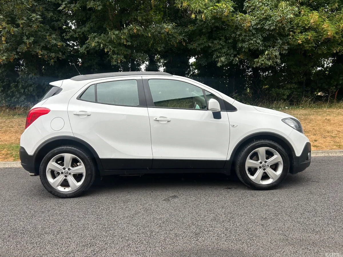 Vauxhall Mokka Hatchback, Diesel, 2015, White