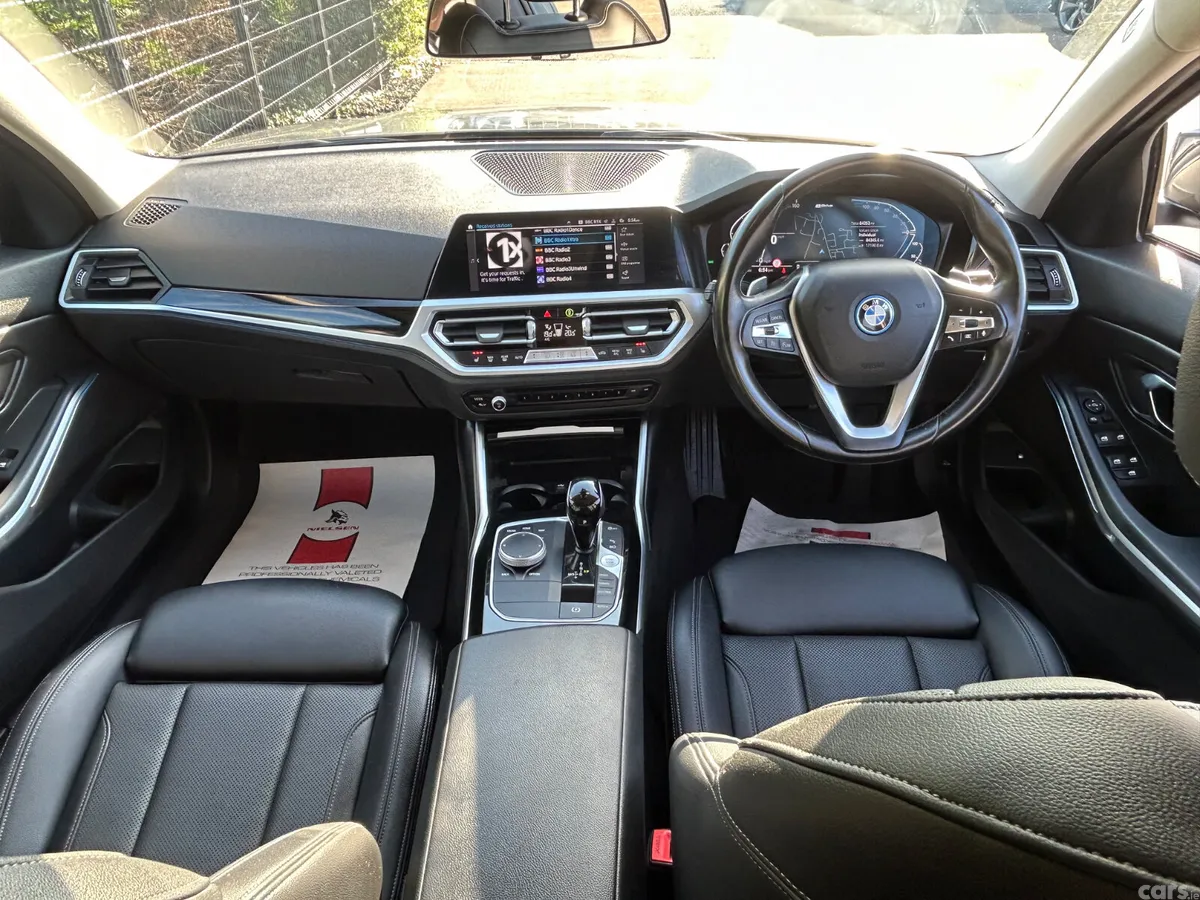 BMW 3-Series Saloon, Petrol Hybrid, 2022, Grey