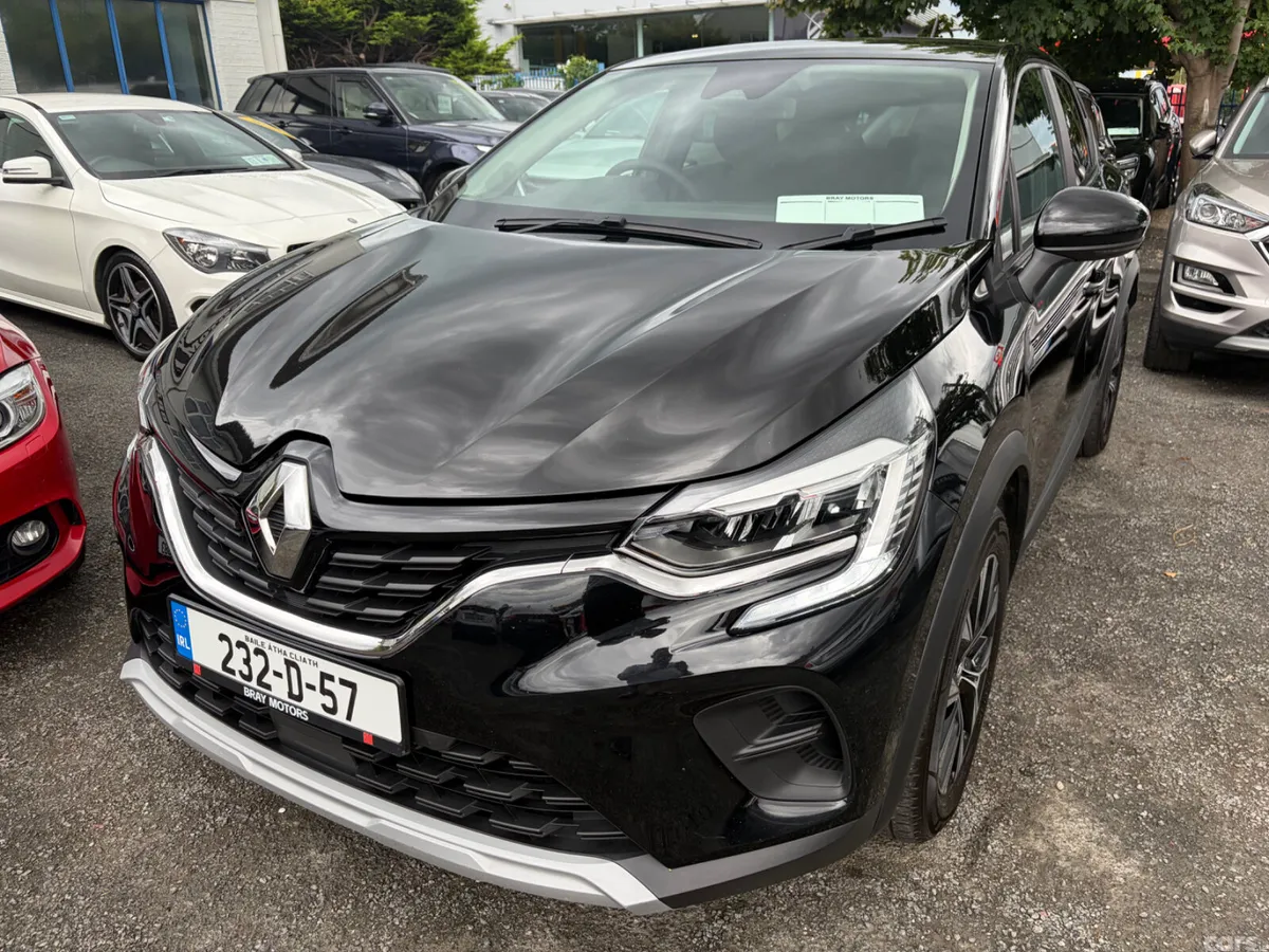 Renault Captur Hatchback, Petrol, 2023, Black