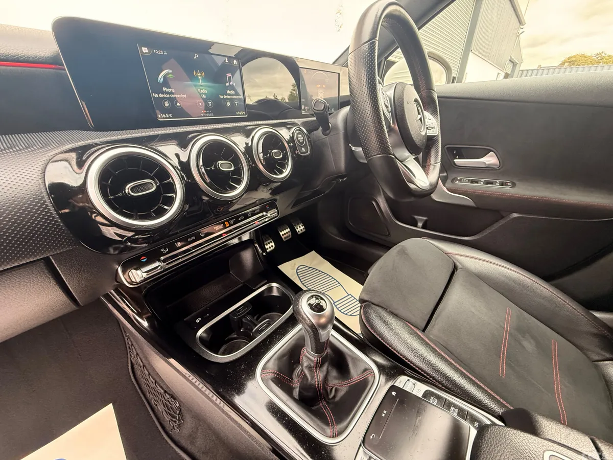 Mercedes-Benz A-Class Estate/Jeep, Diesel, 2020, White