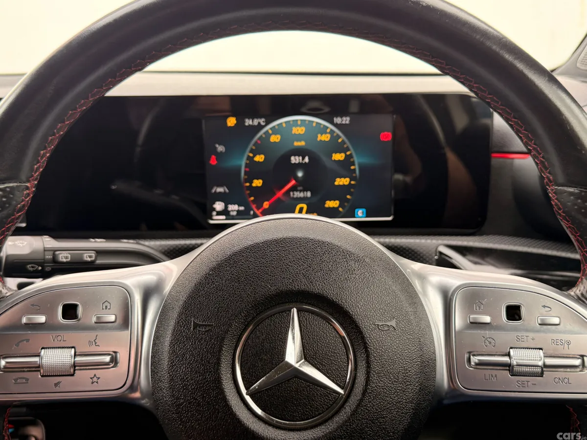 Mercedes-Benz A-Class Estate/Jeep, Diesel, 2020, White