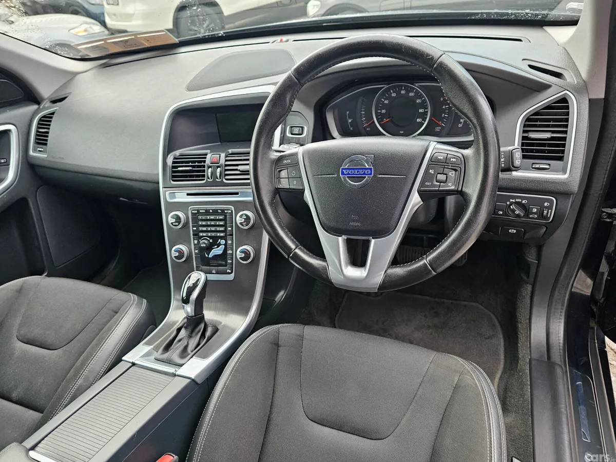 Volvo XC60 SUV, Diesel, 2015, Blue