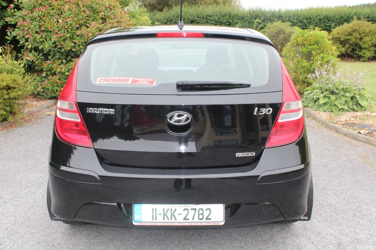 Hyundai i30 Hatchback, Diesel, 2011, Black